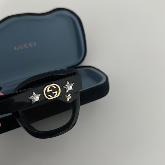 Gucci Sunglasses - Picture 9 of 12